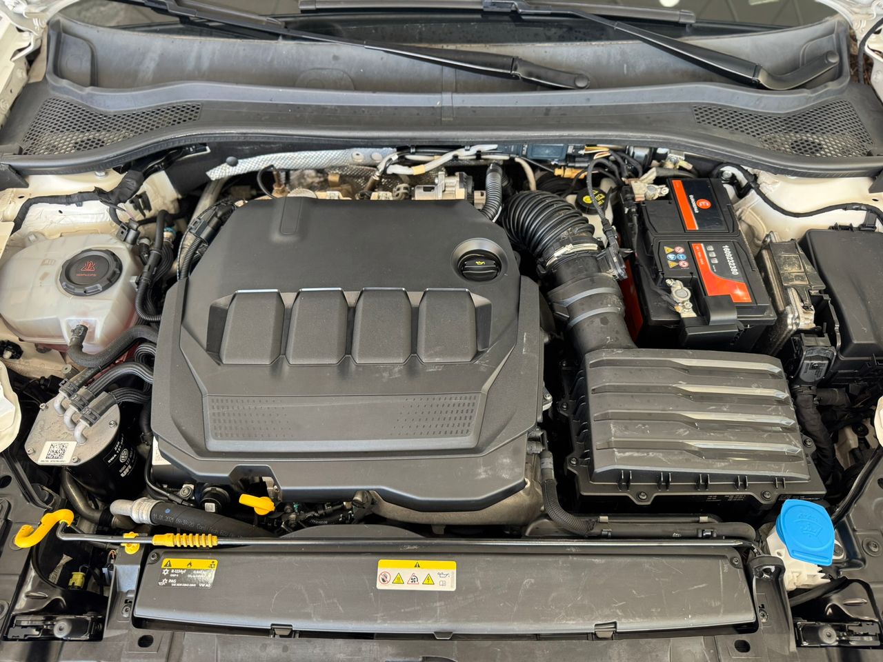 Seat Leon 2.0 TDI STYLE GO 2021  - Foto 2