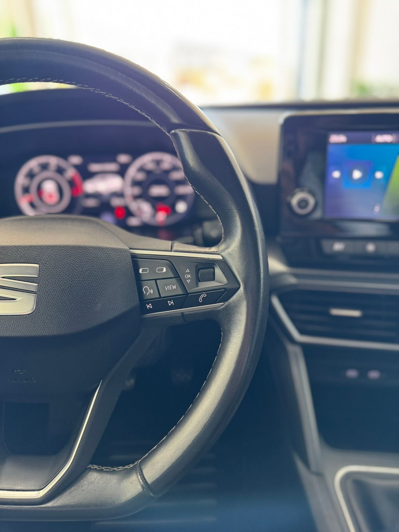 Seat Leon 2.0 TDI STYLE GO 2021  - Foto 2