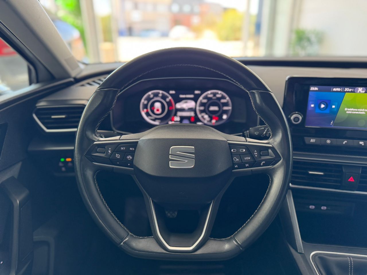 Seat Leon 2.0 TDI STYLE GO 2021  - Foto 2