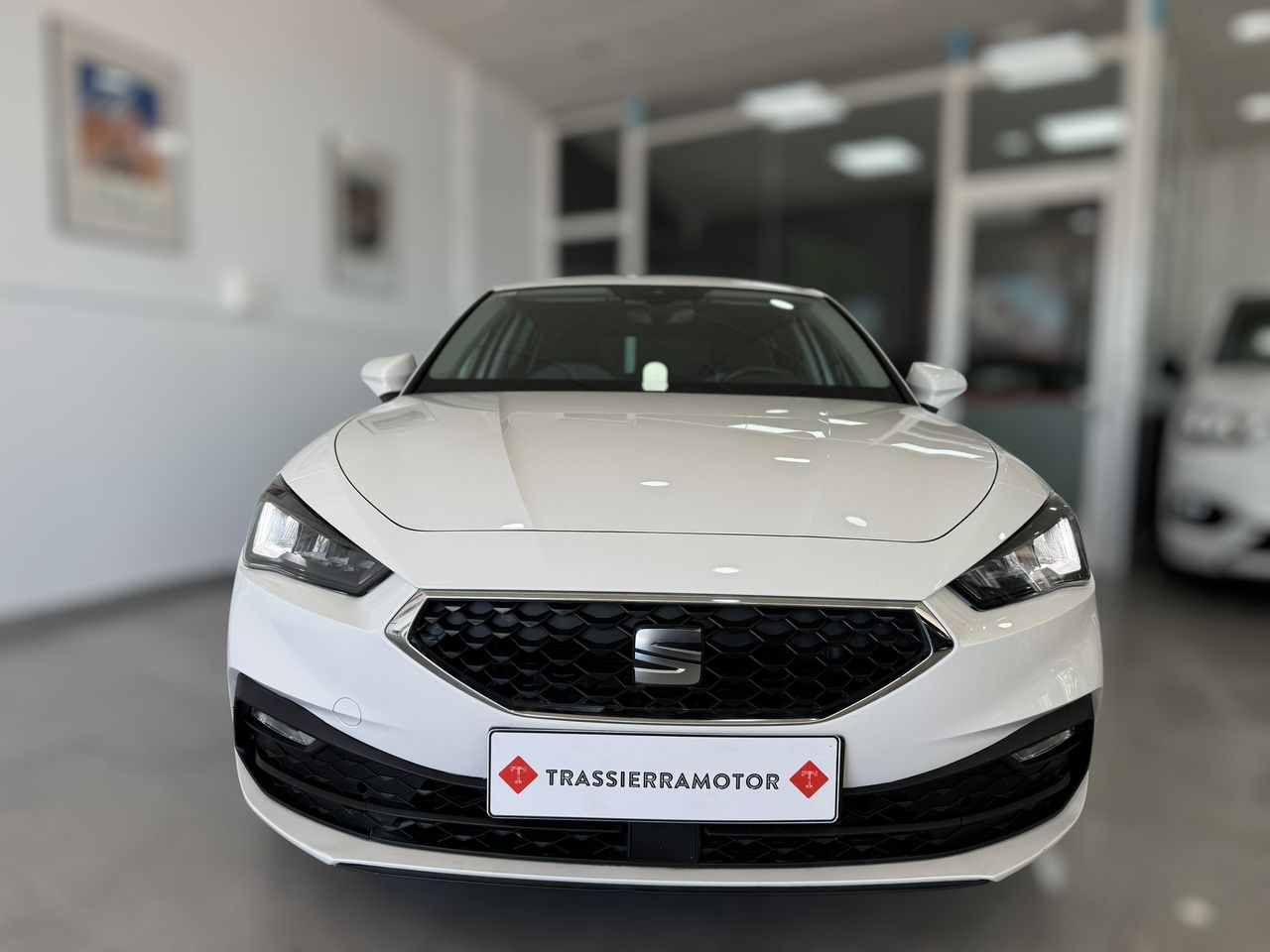 Seat Leon 2.0 TDI STYLE GO 2021  - Foto 2