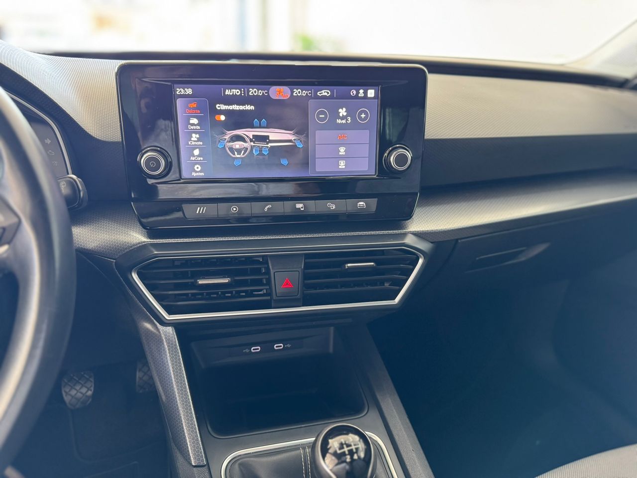 Seat Leon 2.0 TDI STYLE GO 2021  - Foto 2