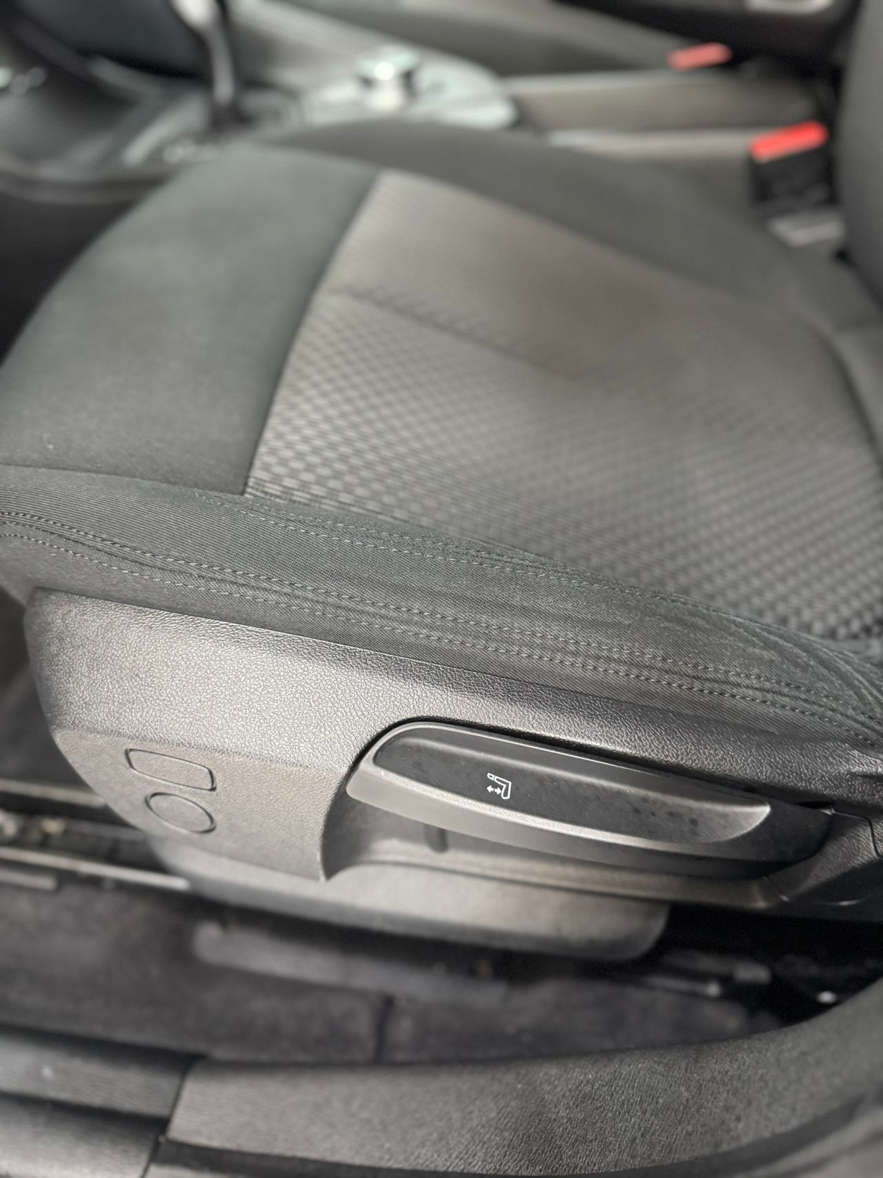 BMW X1 18D sDRIVE 150CV  AUTOMÁTICO ADVANTAGE RESTYLING  - Foto 2