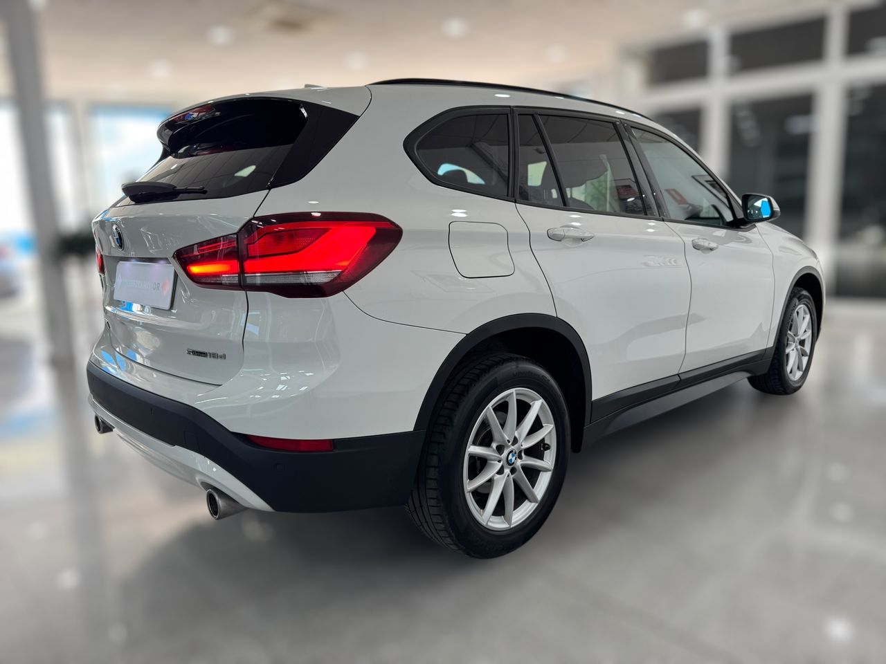 BMW X1 18D sDRIVE 150CV  AUTOMÁTICO ADVANTAGE RESTYLING  - Foto 2