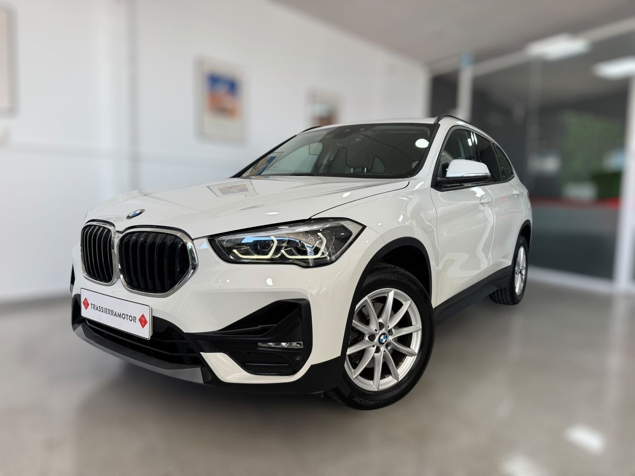 BMW X1 18D sDRIVE 150CV  AUTOMÁTICO ADVANTAGE RESTYLING  - Foto 2