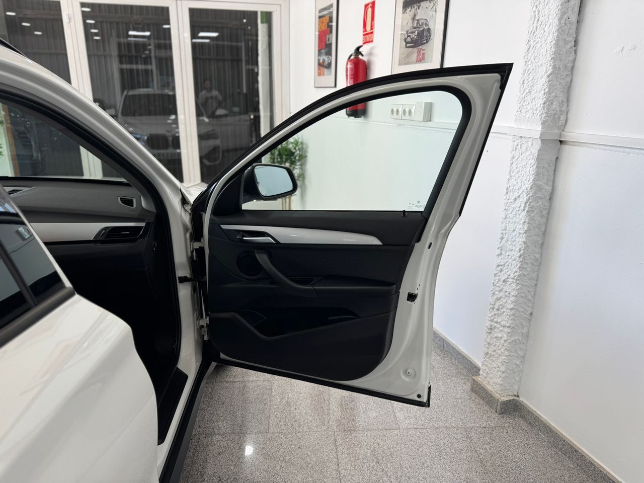 BMW X1 18D sDRIVE 150CV  AUTOMÁTICO ADVANTAGE RESTYLING  - Foto 2