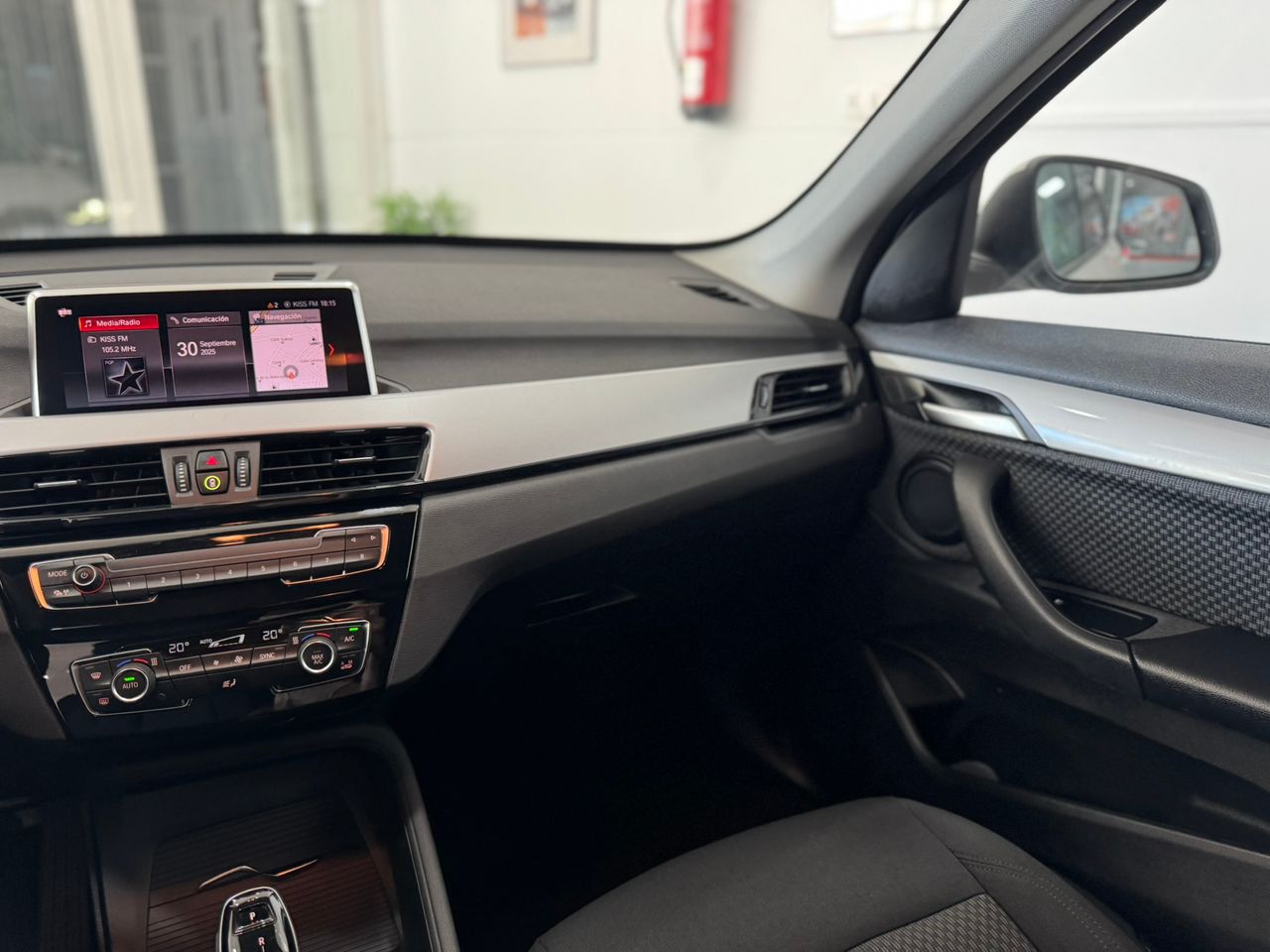 BMW X1 18D sDRIVE 150CV  AUTOMÁTICO ADVANTAGE RESTYLING  - Foto 2