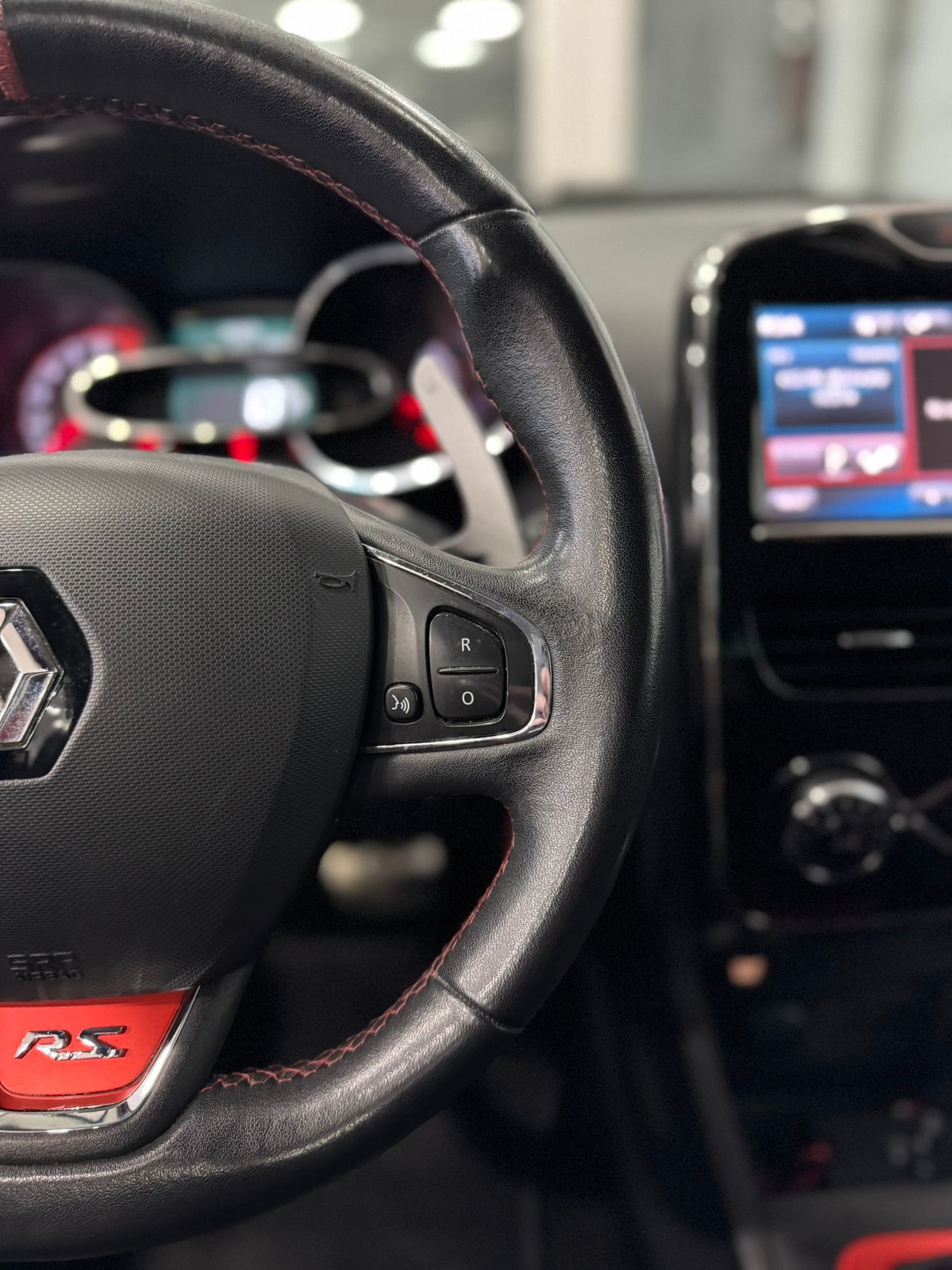 Renault Clio Sport RS 200cv  - Foto 2