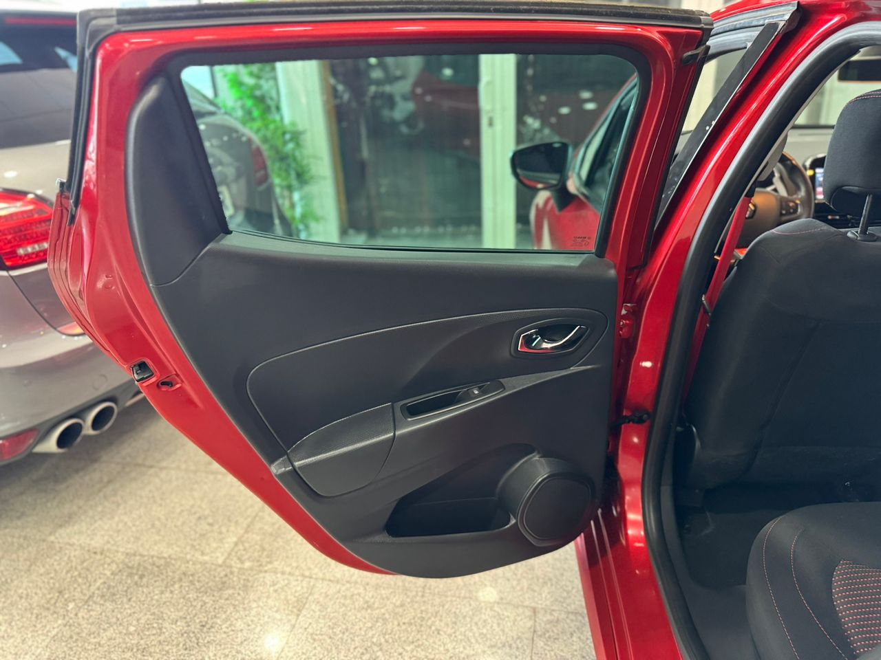 Renault Clio Sport RS 200cv  - Foto 2