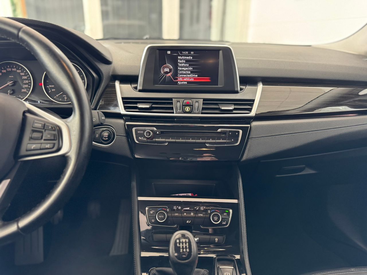 BMW Serie 2 Active Tourer 216d Luxury  - Foto 2