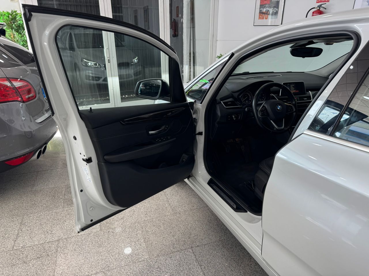 BMW Serie 2 Active Tourer 216d Luxury  - Foto 2