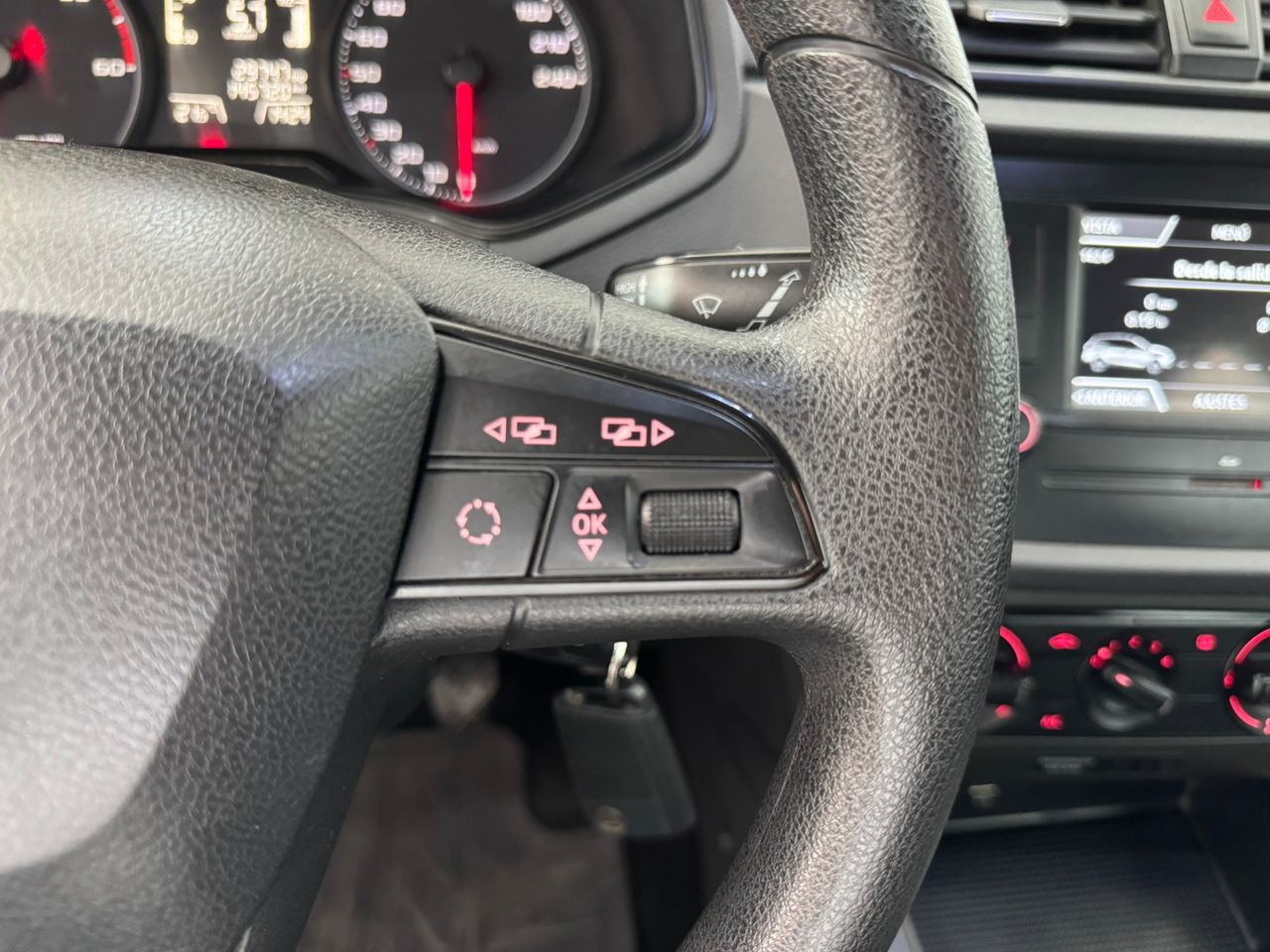 Seat Arona 1.6 TDI 95CV REFERENCE  - Foto 2