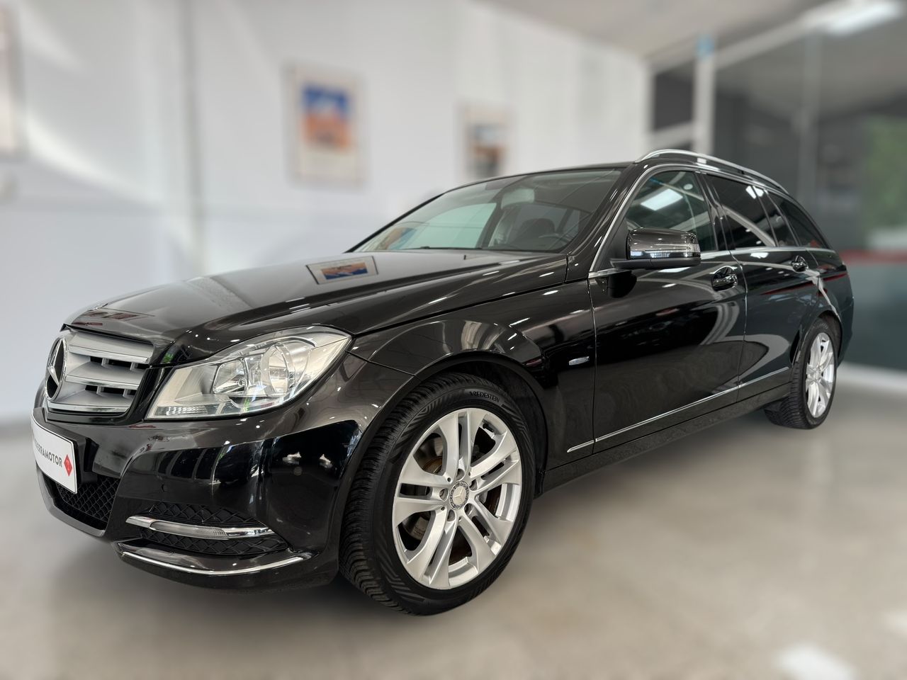 Mercedes Clase C BREAK AVANTGARDE 2.2 200d 136cv  - Foto 2