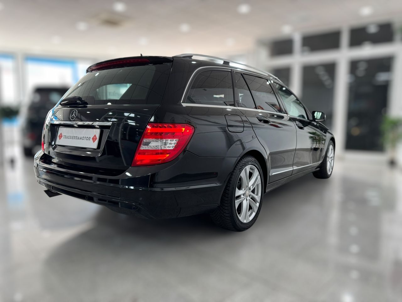 Mercedes Clase C BREAK AVANTGARDE 2.2 200d 136cv  - Foto 2