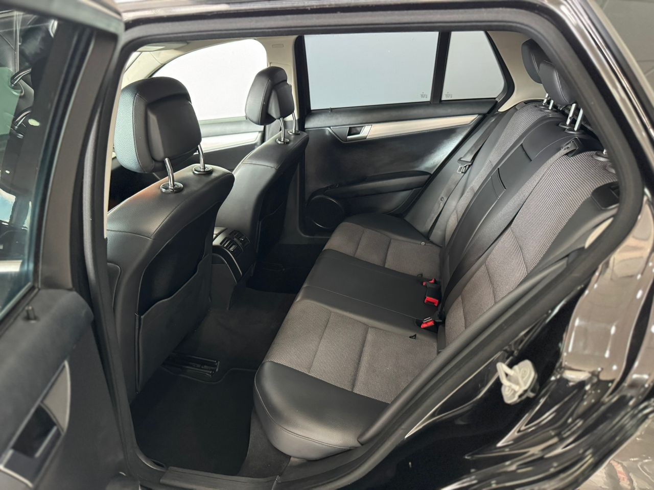 Mercedes Clase C BREAK AVANTGARDE 2.2 200d 136cv  - Foto 2