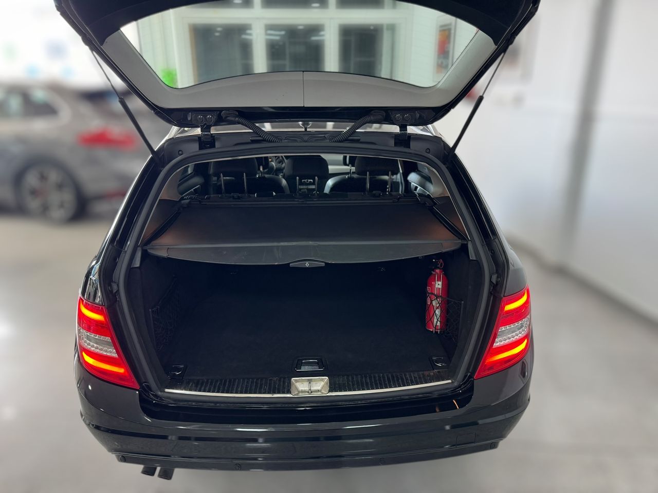 Mercedes Clase C BREAK AVANTGARDE 2.2 200d 136cv  - Foto 2