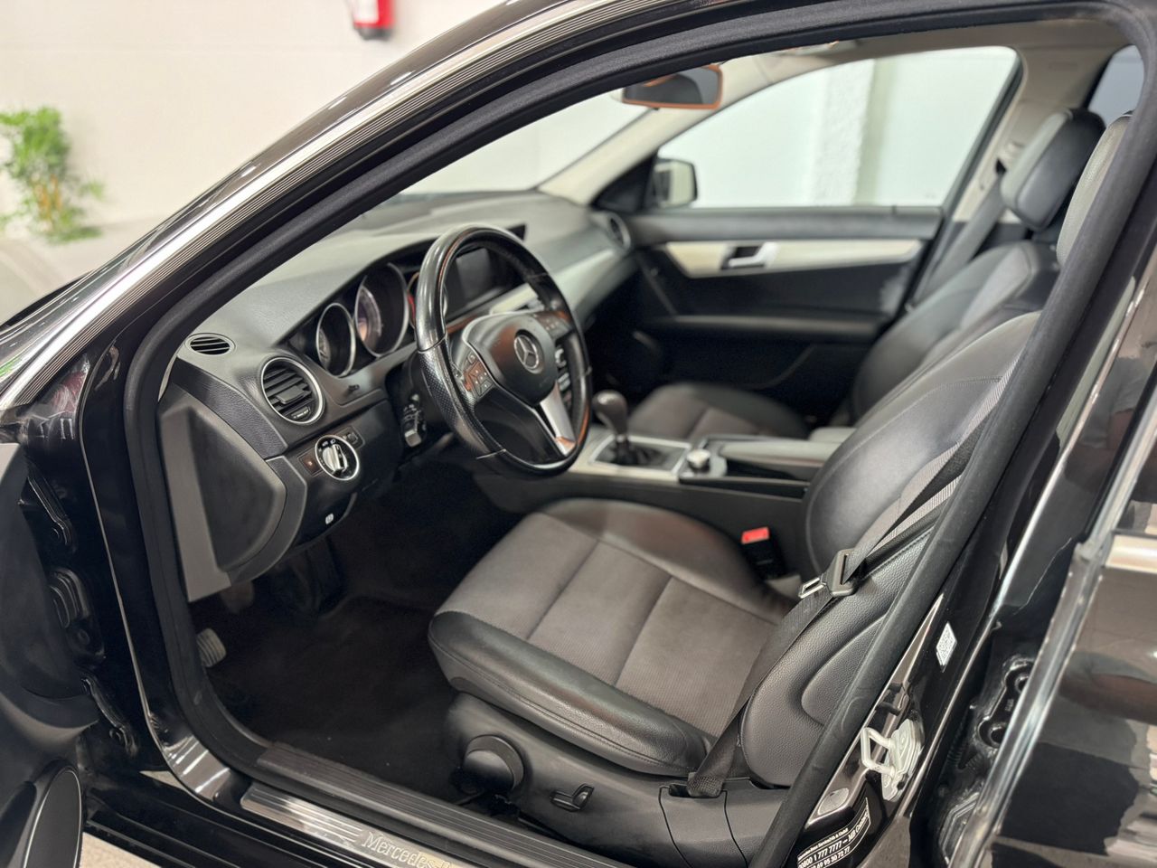 Mercedes Clase C BREAK AVANTGARDE 2.2 200d 136cv  - Foto 2