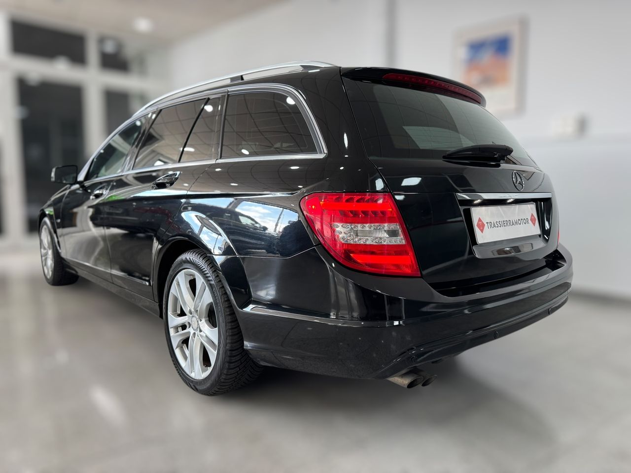 Mercedes Clase C BREAK AVANTGARDE 2.2 200d 136cv  - Foto 2