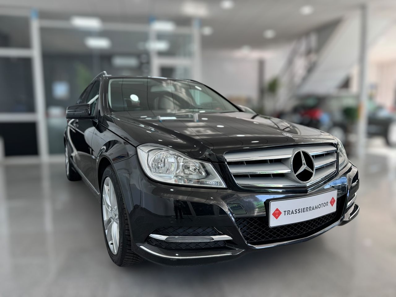 Mercedes Clase C BREAK AVANTGARDE 2.2 200d 136cv  - Foto 2