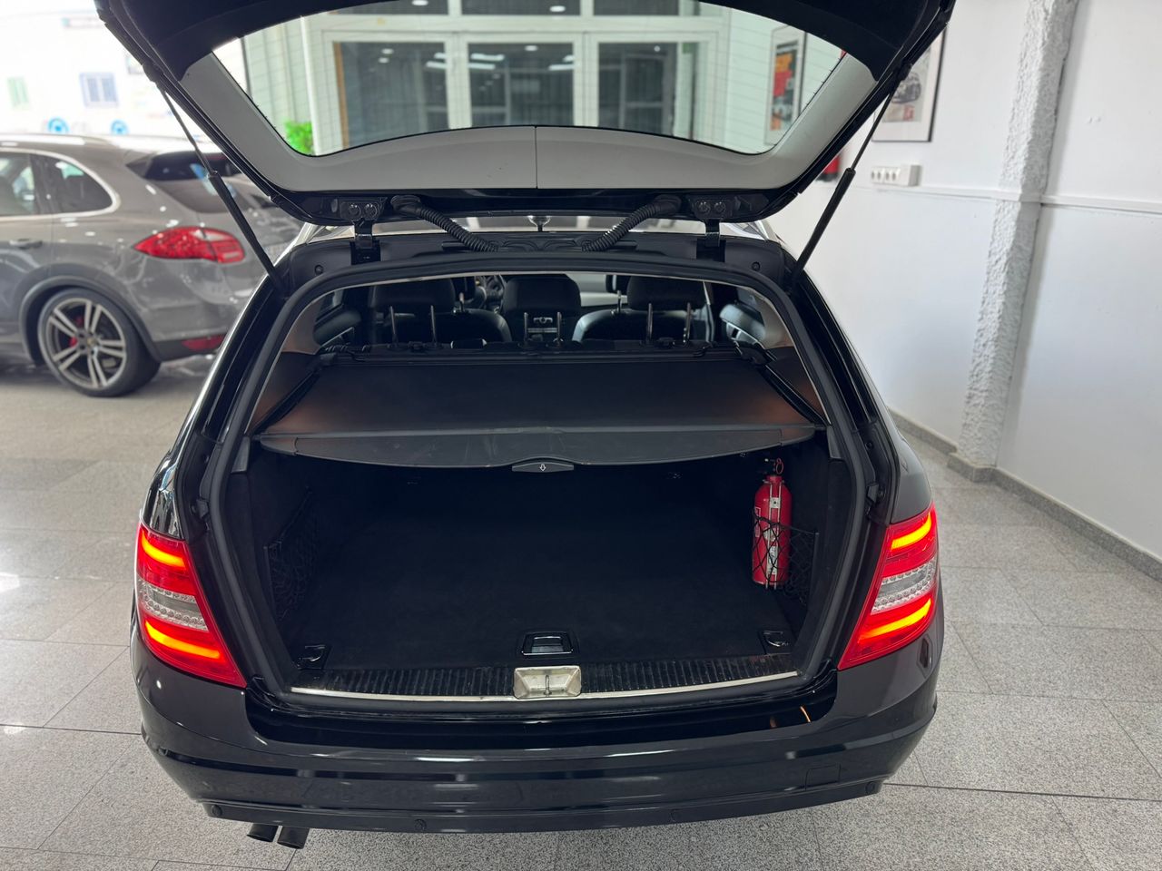 Mercedes Clase C BREAK AVANTGARDE 2.2 200d 136cv  - Foto 2