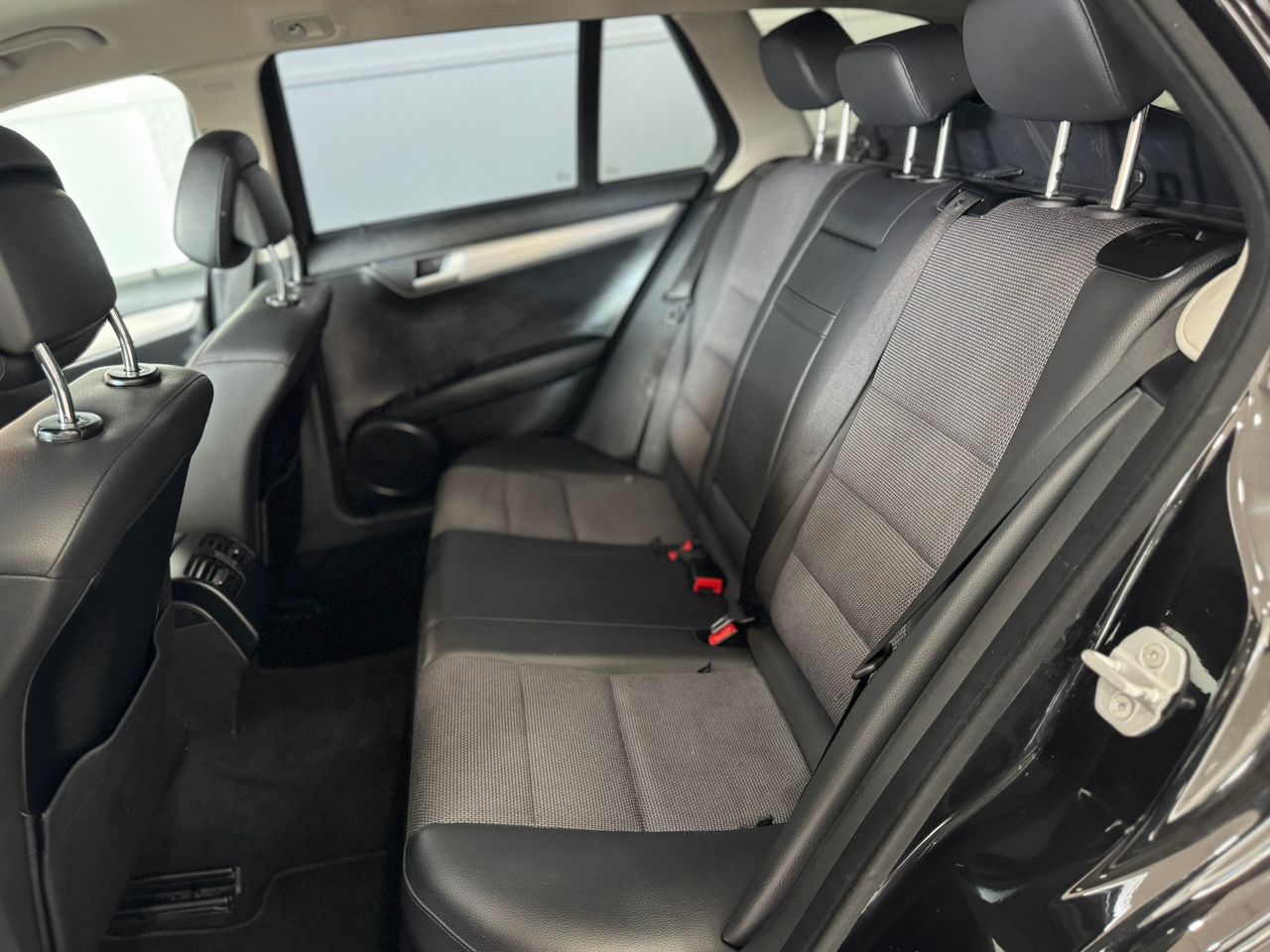 Mercedes Clase C BREAK AVANTGARDE 2.2 200d 136cv  - Foto 2