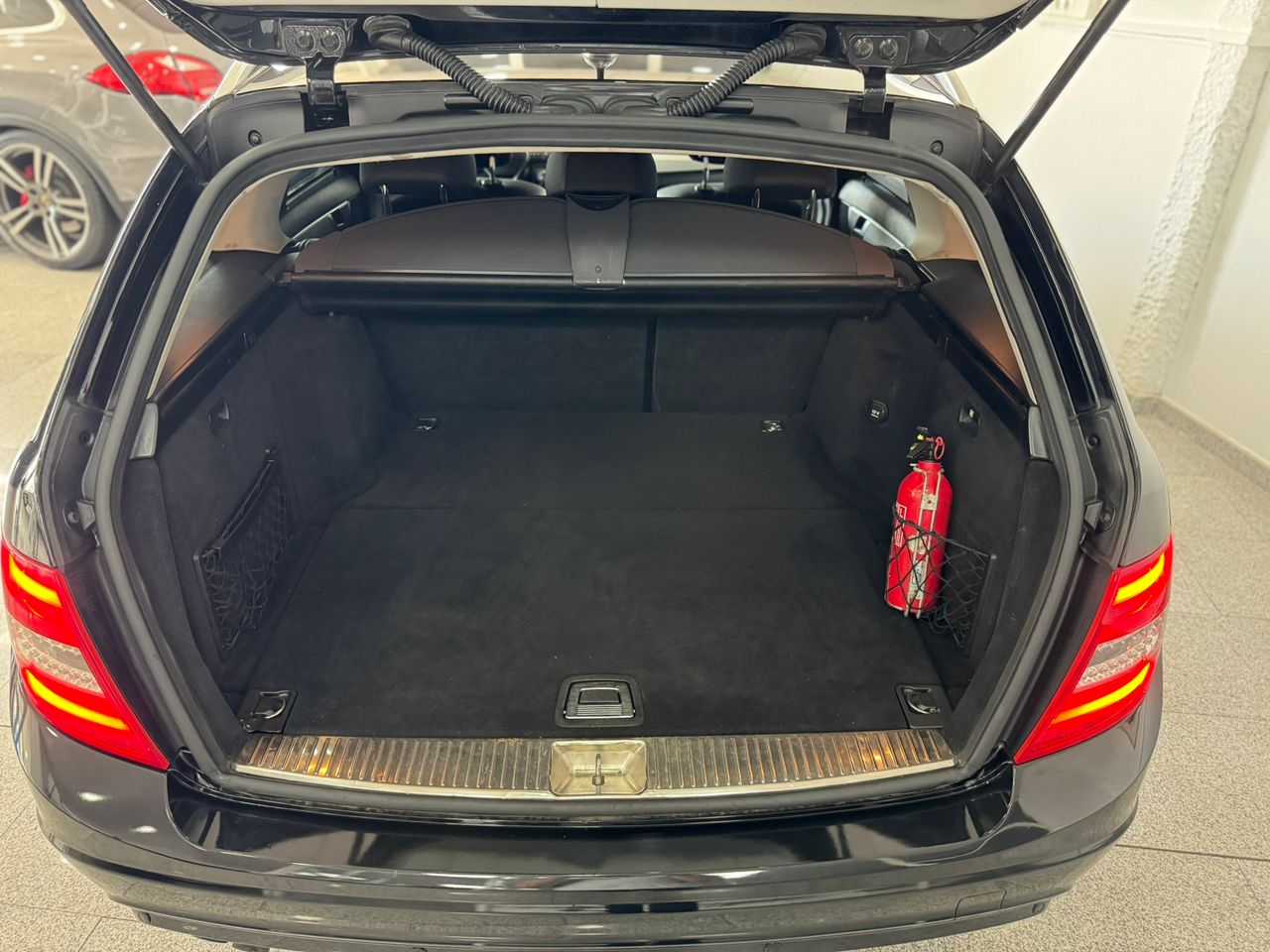 Mercedes Clase C BREAK AVANTGARDE 2.2 200d 136cv  - Foto 2