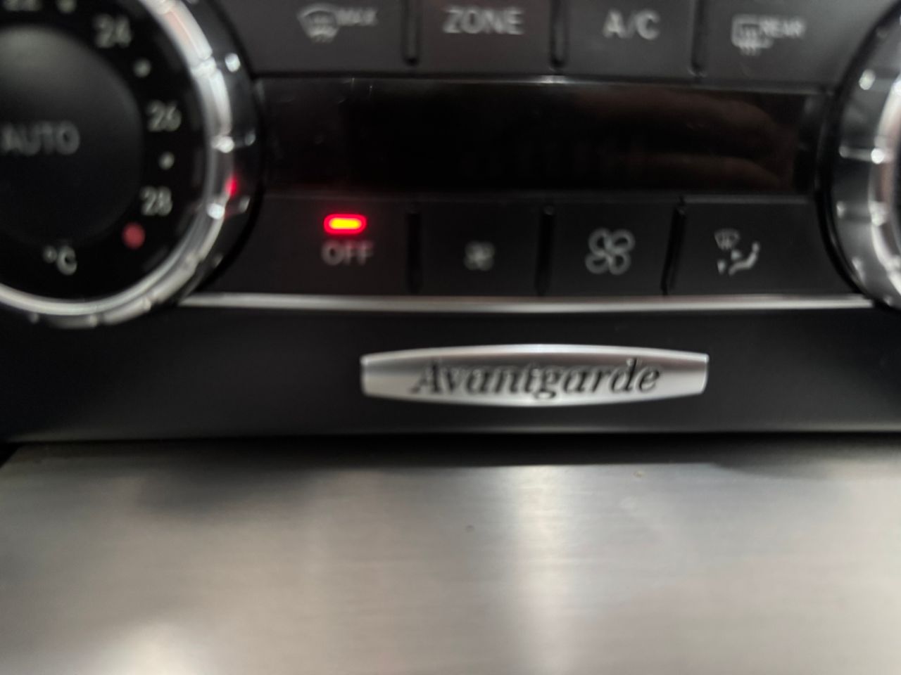 Mercedes Clase C BREAK AVANTGARDE 2.2 200d 136cv  - Foto 2