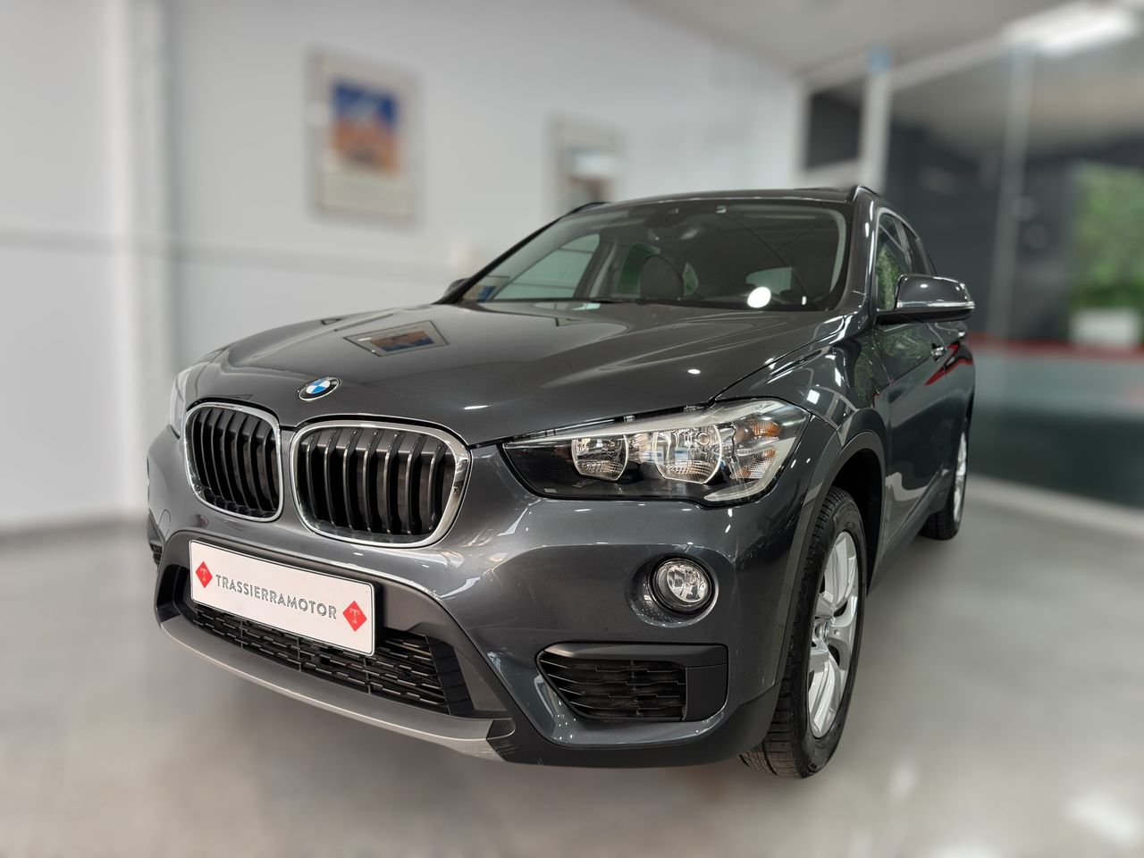 BMW X1 18D ADVANTAGE 150CV DIESEL  - Foto 2