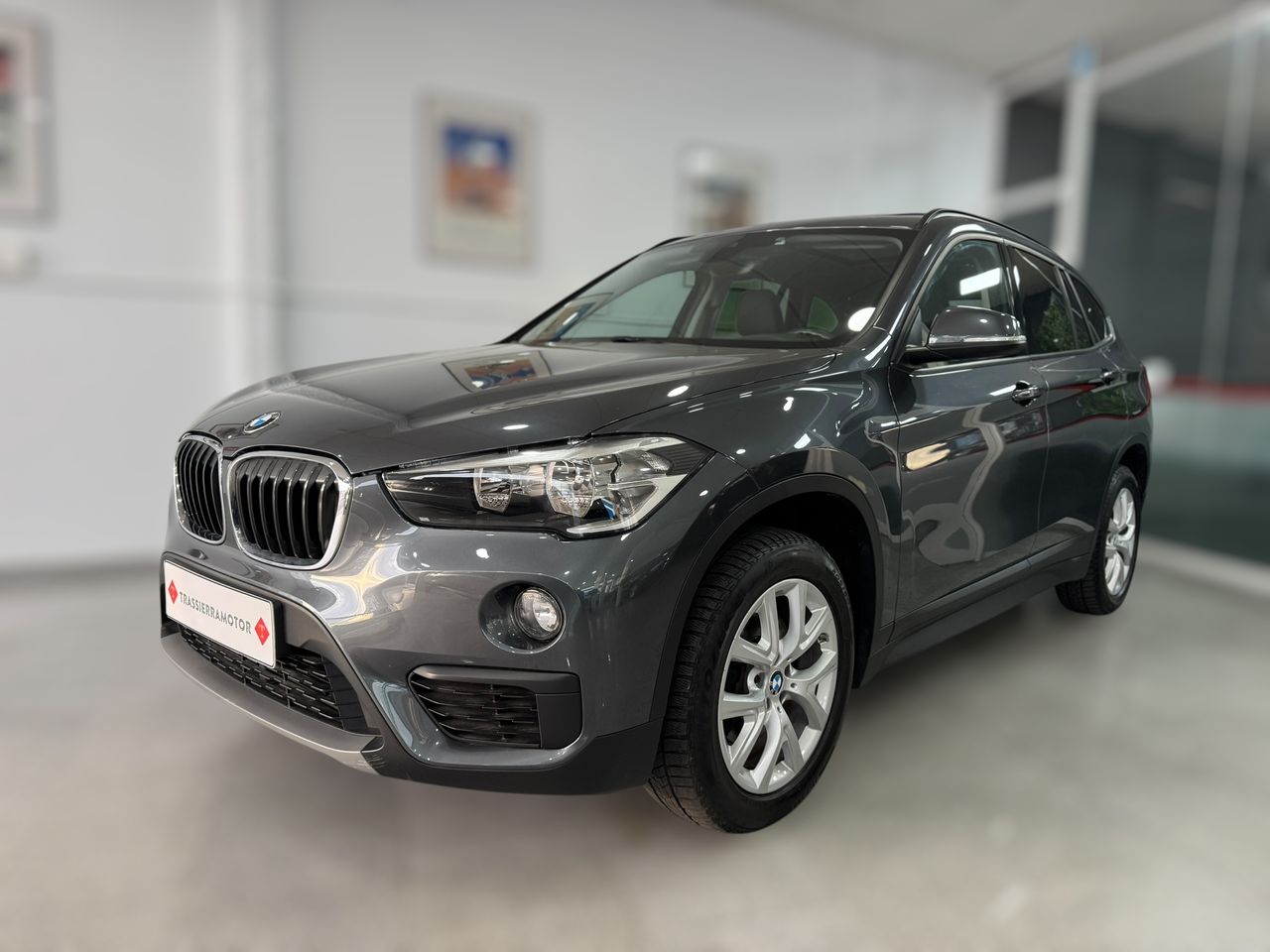 BMW X1 18D ADVANTAGE 150CV DIESEL  - Foto 2