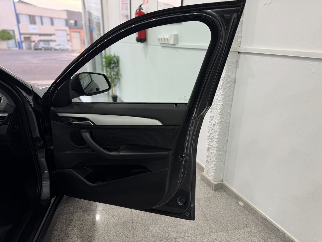 BMW X1 18D ADVANTAGE 150CV DIESEL  - Foto 2