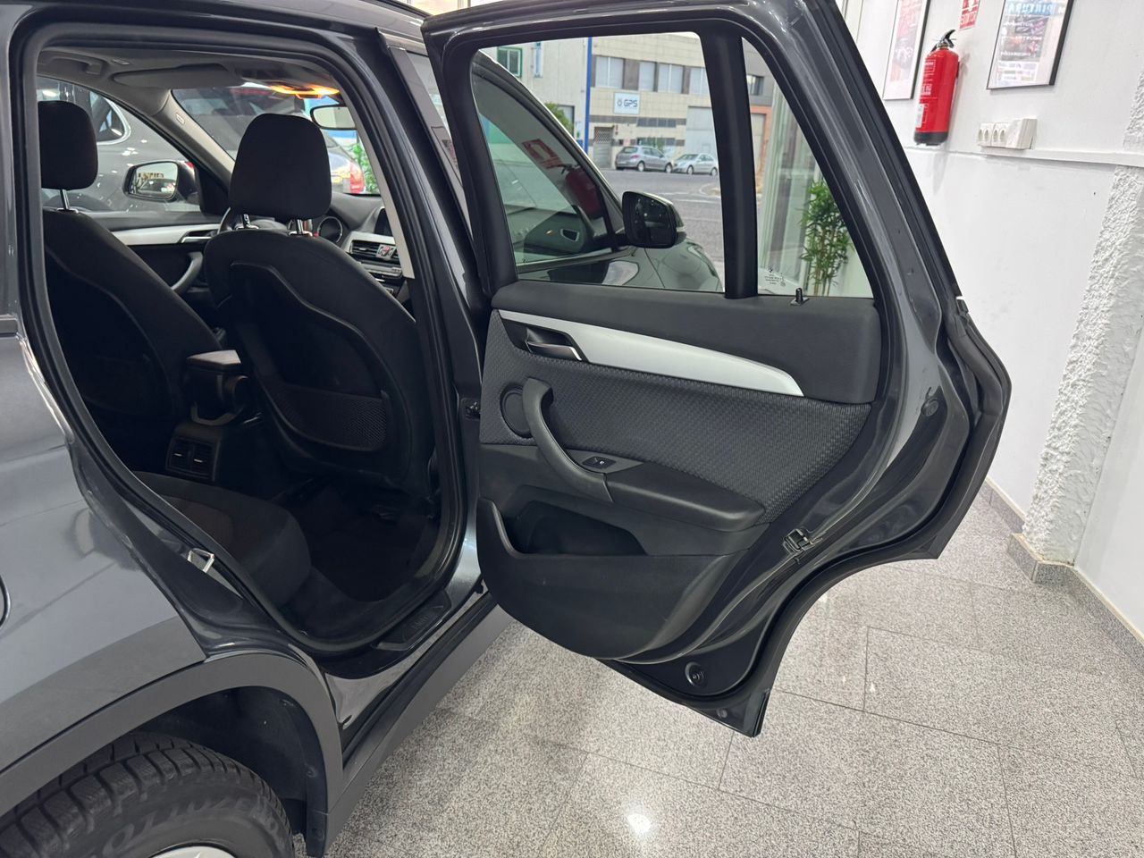 BMW X1 18D ADVANTAGE 150CV DIESEL  - Foto 2