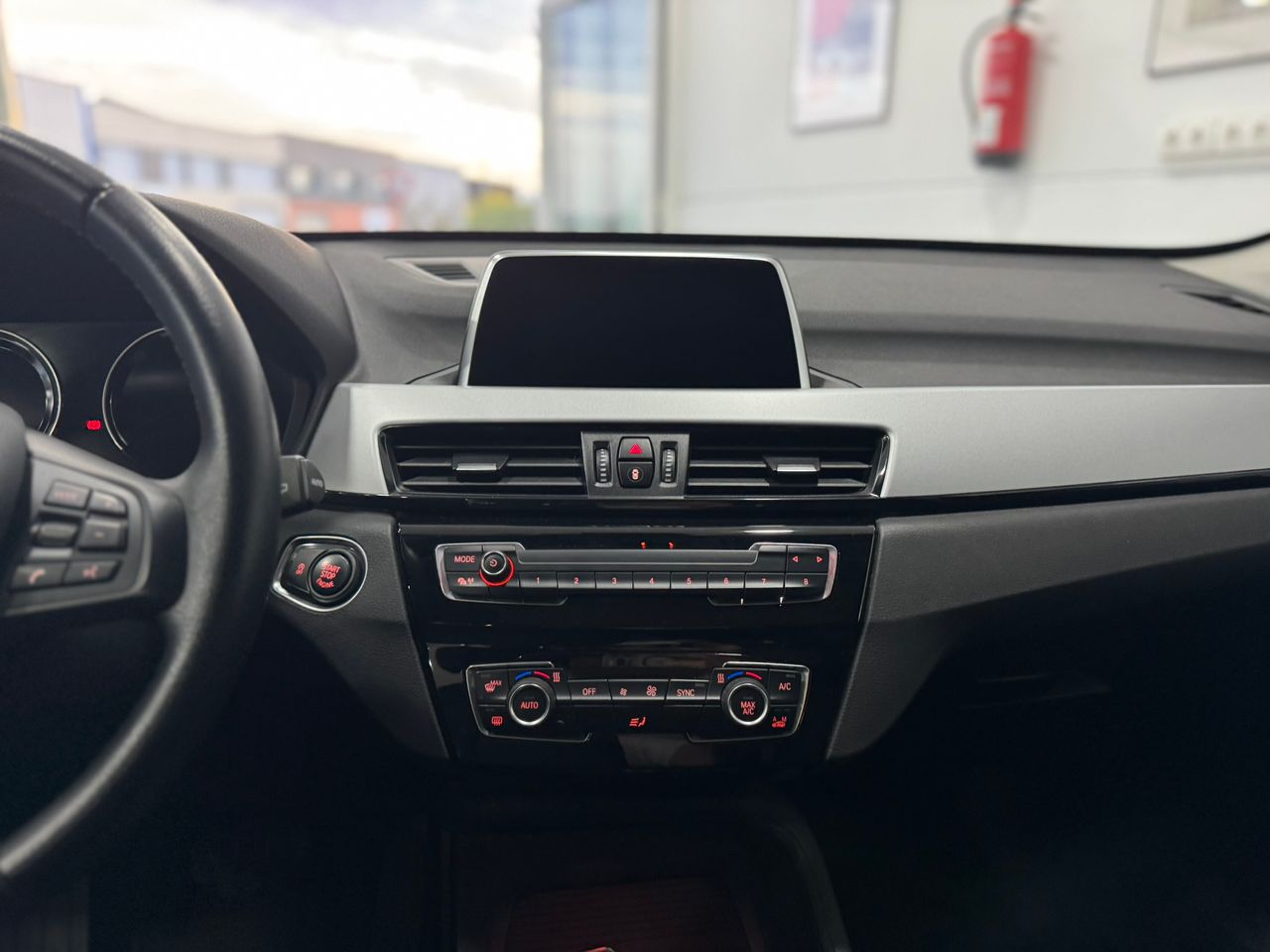 BMW X1 18D ADVANTAGE 150CV DIESEL  - Foto 2