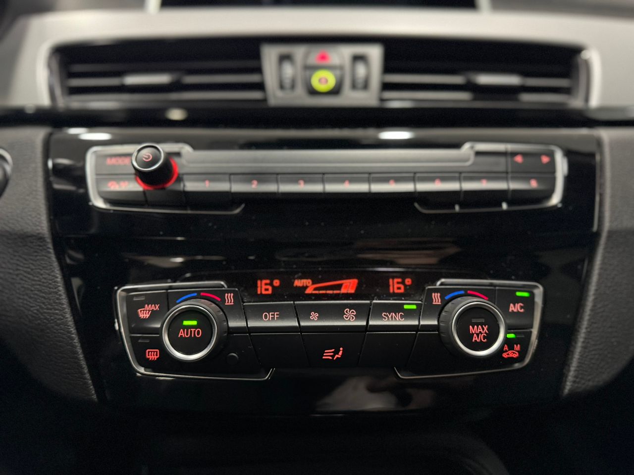 BMW X1 18D ADVANTAGE 150CV DIESEL  - Foto 2