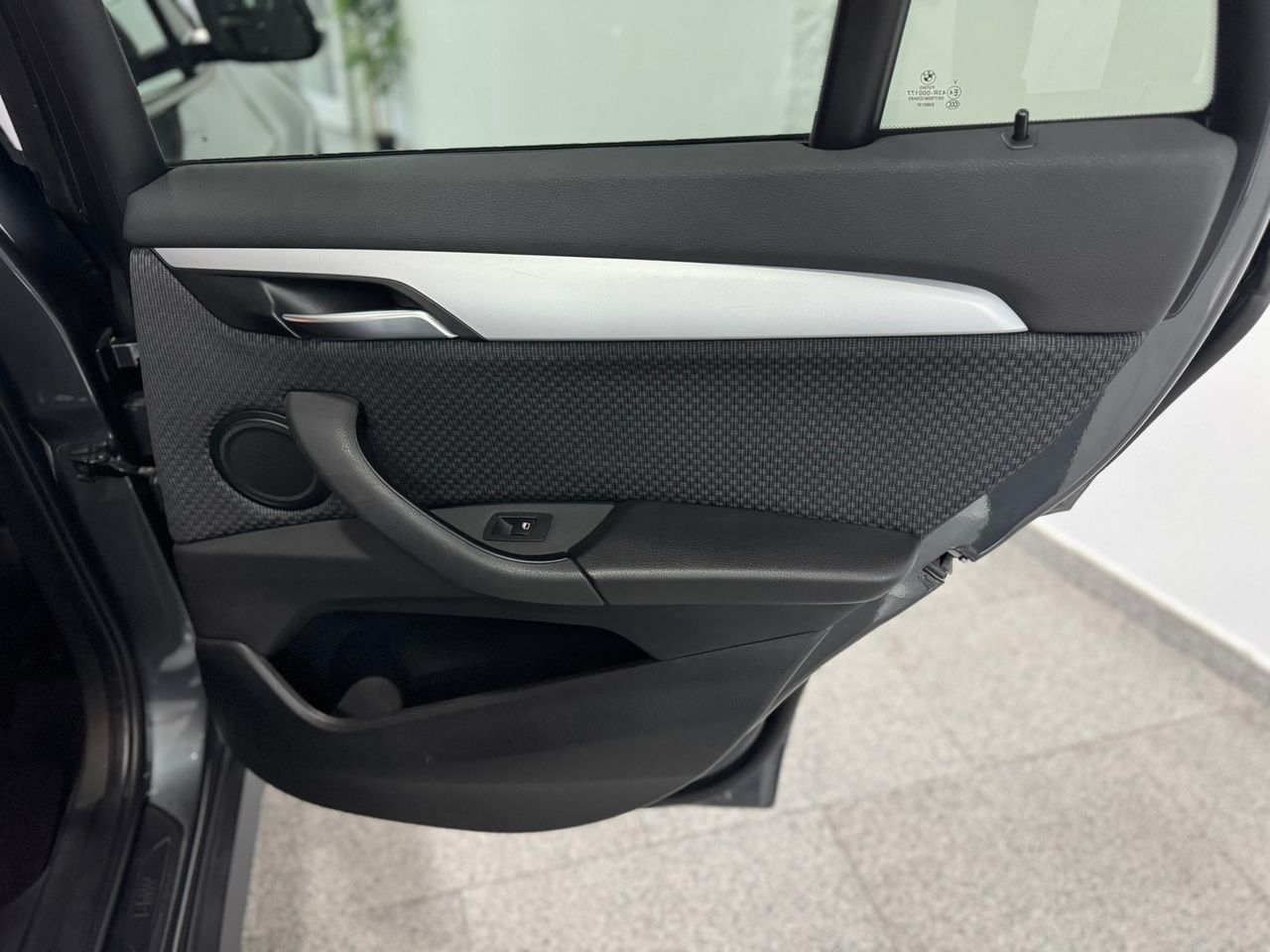 BMW X1 18D ADVANTAGE 150CV DIESEL  - Foto 2