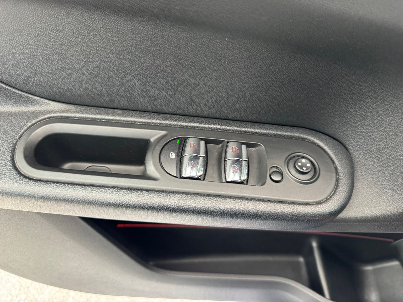 MINI Countryman ONE D 116CV  - Foto 2