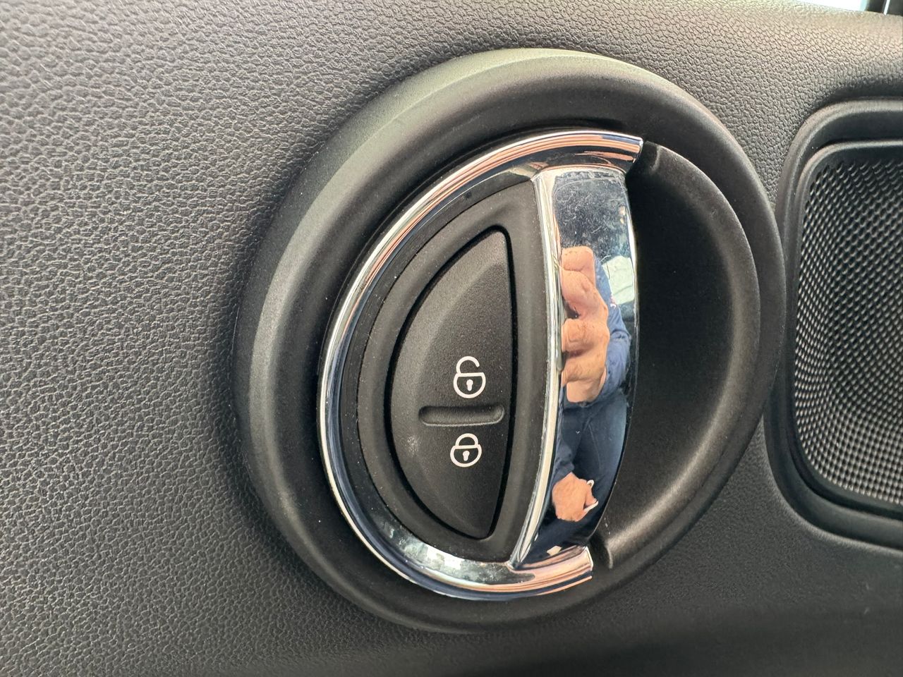 MINI Countryman ONE D 116CV  - Foto 2