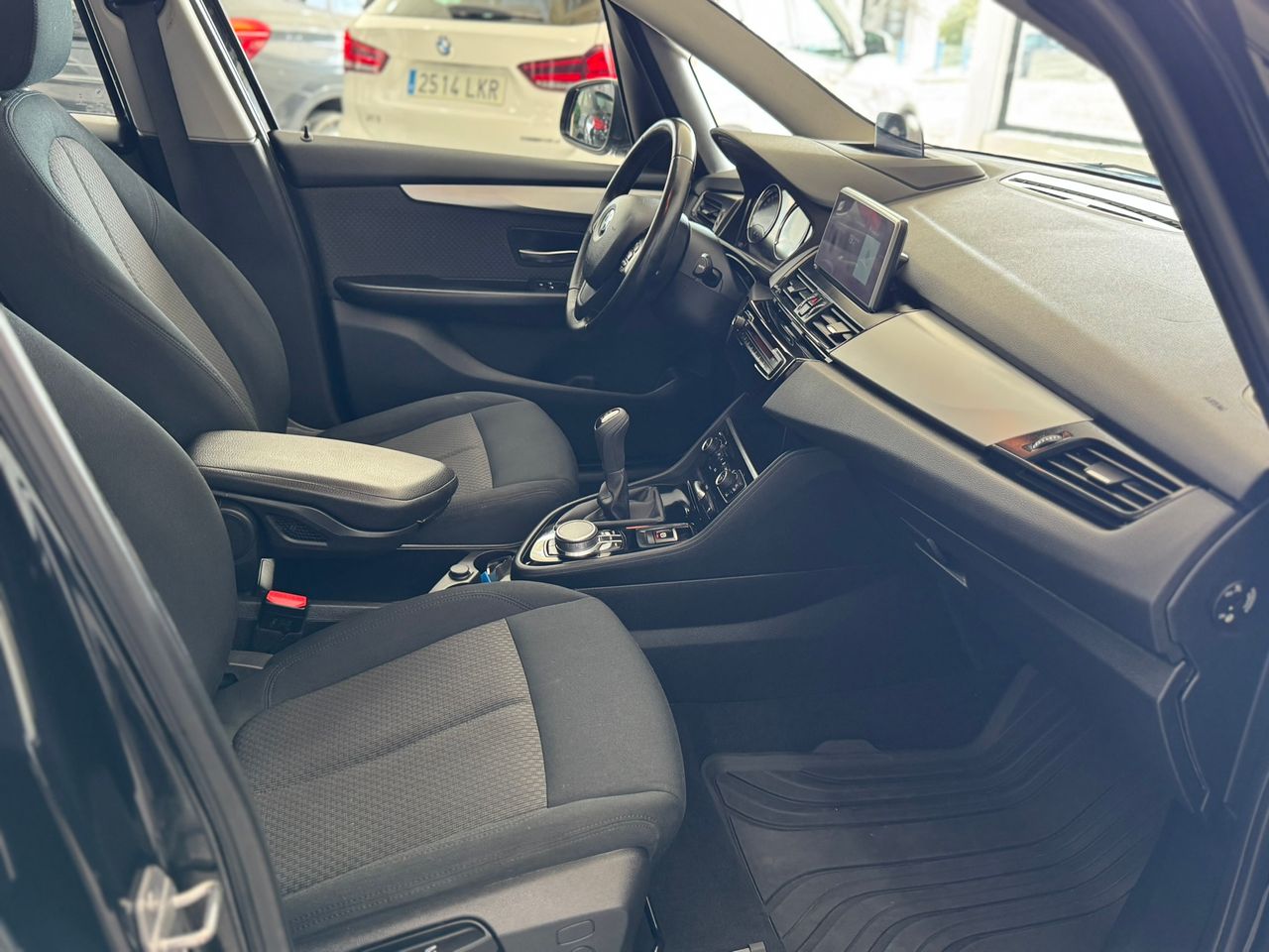 BMW Serie 2 Gran Tourer 218d Advantage 150cv - Foto 2