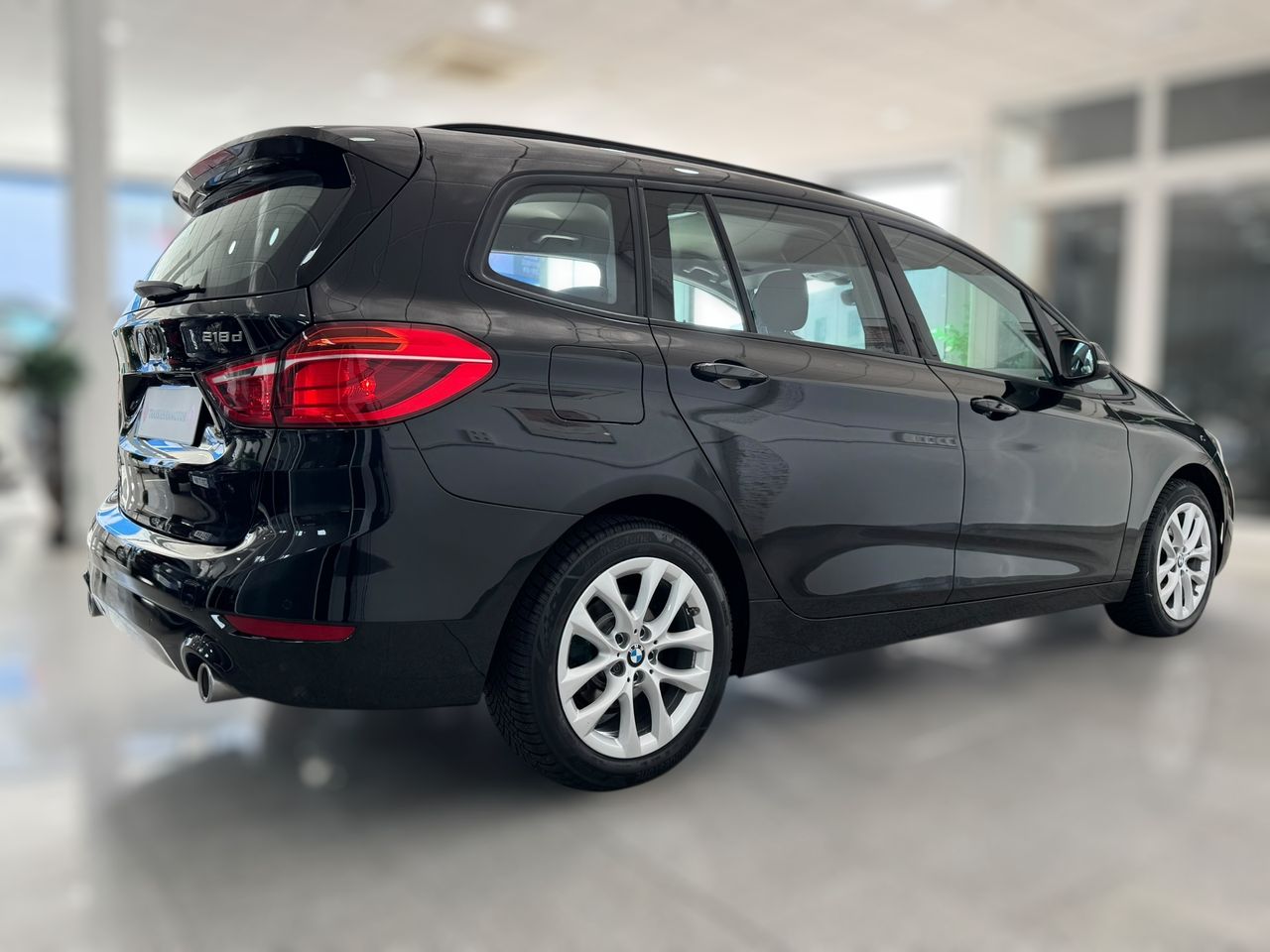 BMW Serie 2 Gran Tourer 218d Advantage 150cv - Foto 2