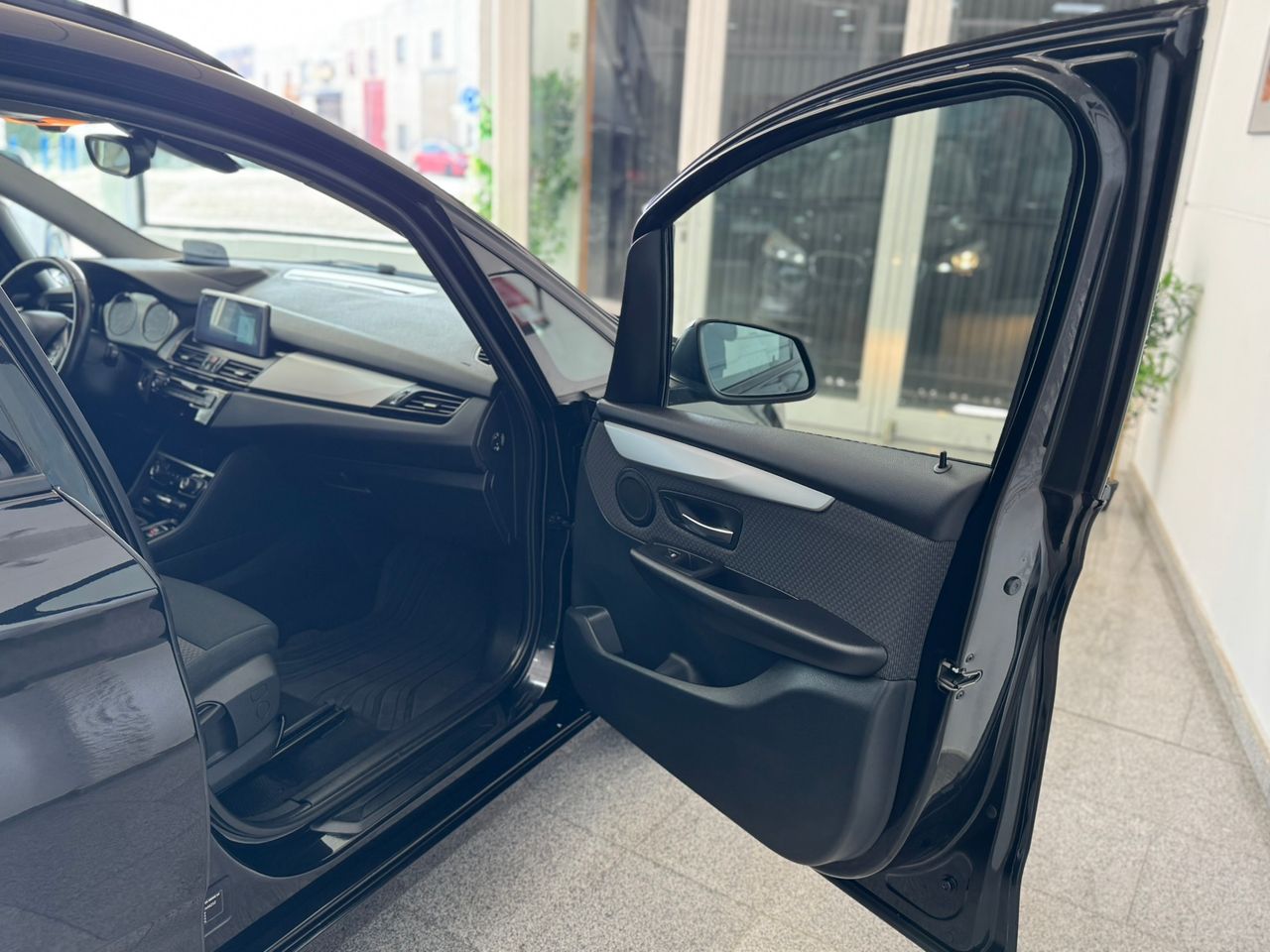 BMW Serie 2 Gran Tourer 218d Advantage 150cv - Foto 2