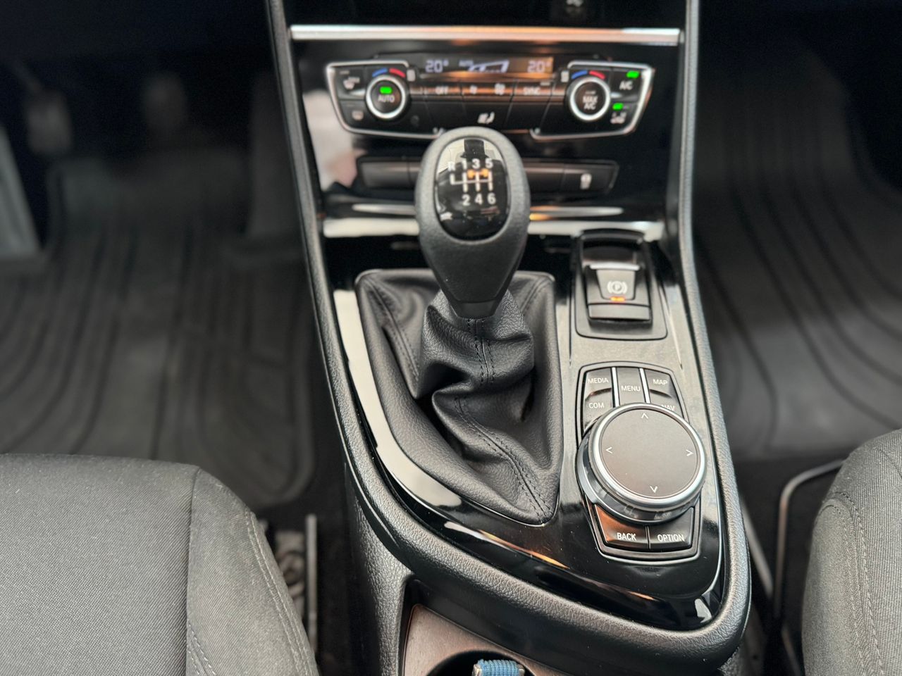 BMW Serie 2 Gran Tourer 218d Advantage 150cv - Foto 2