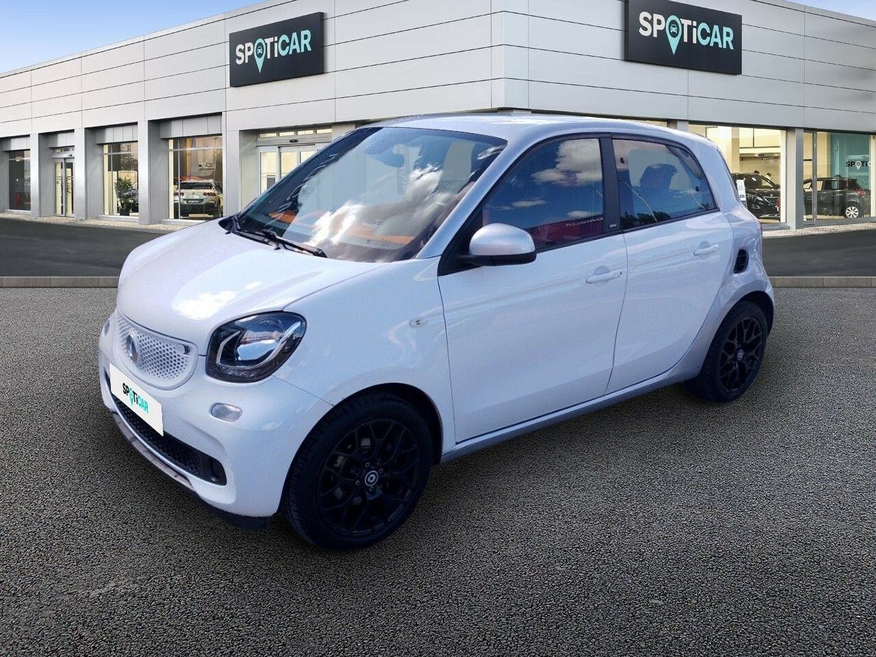 Servicio de acompanante  de segunda mano - smart forfour 2014 /