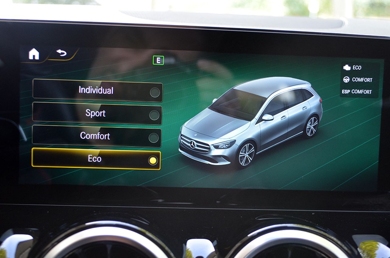 Mercedes Clase B 200d 8G-DCT 150cv AMG - Foto 87