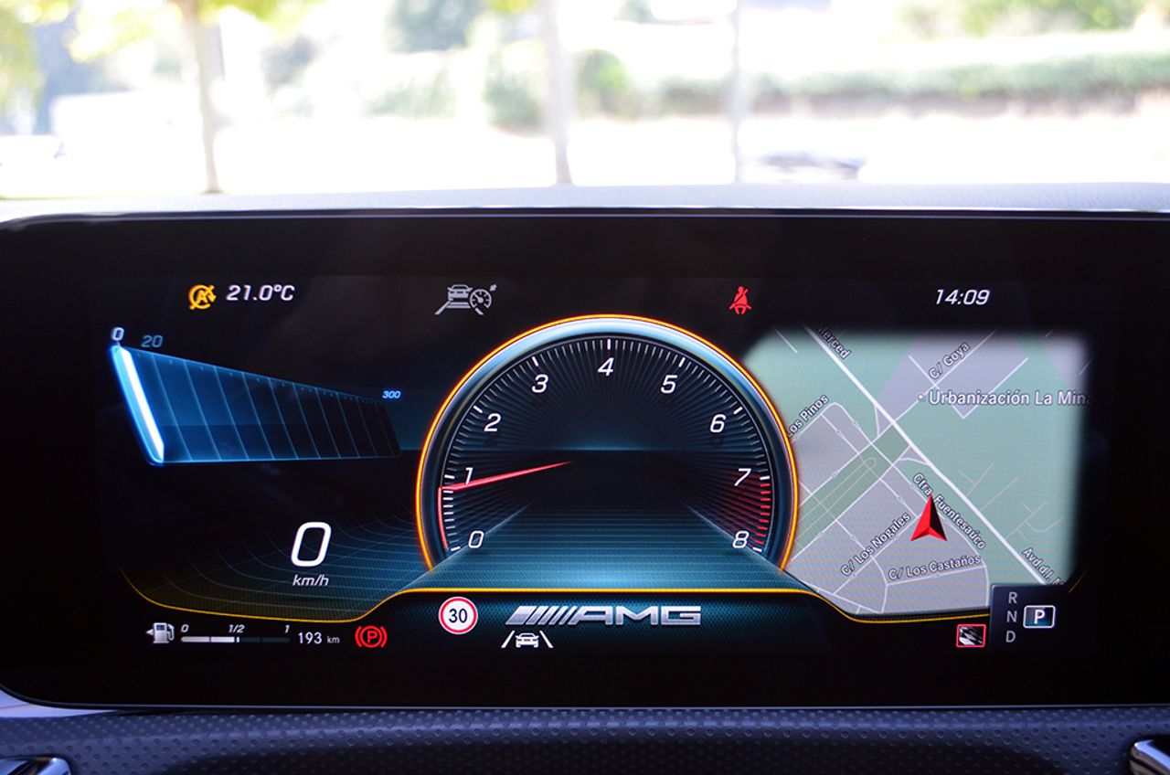 Mercedes CLA AMG 45 S 8G-DCT 4Matic+ 422cv  - Foto 34