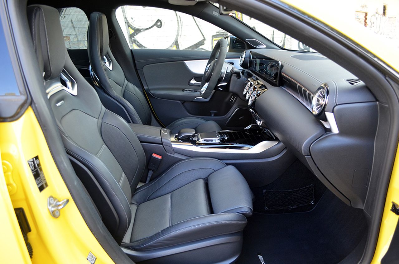 Mercedes CLA AMG 45 S 8G-DCT 4Matic+ 422cv  - Foto 13