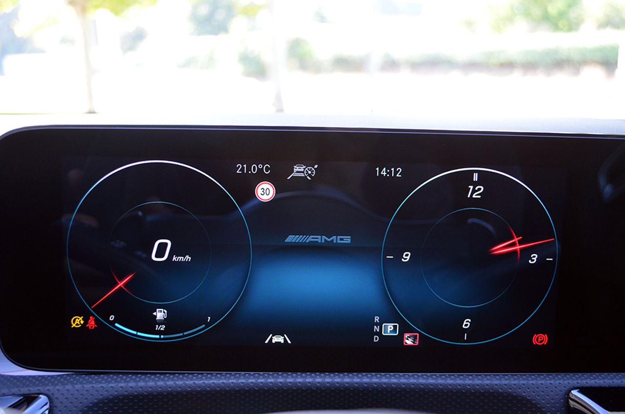 Mercedes CLA AMG 45 S 8G-DCT 4Matic+ 422cv - Foto 46