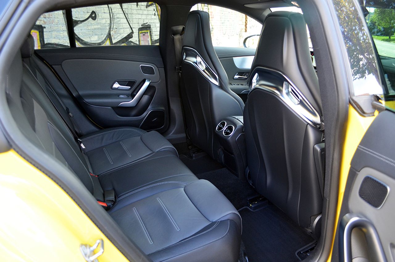 Mercedes CLA AMG 45 S 8G-DCT 4Matic+ 422cv - Foto 12