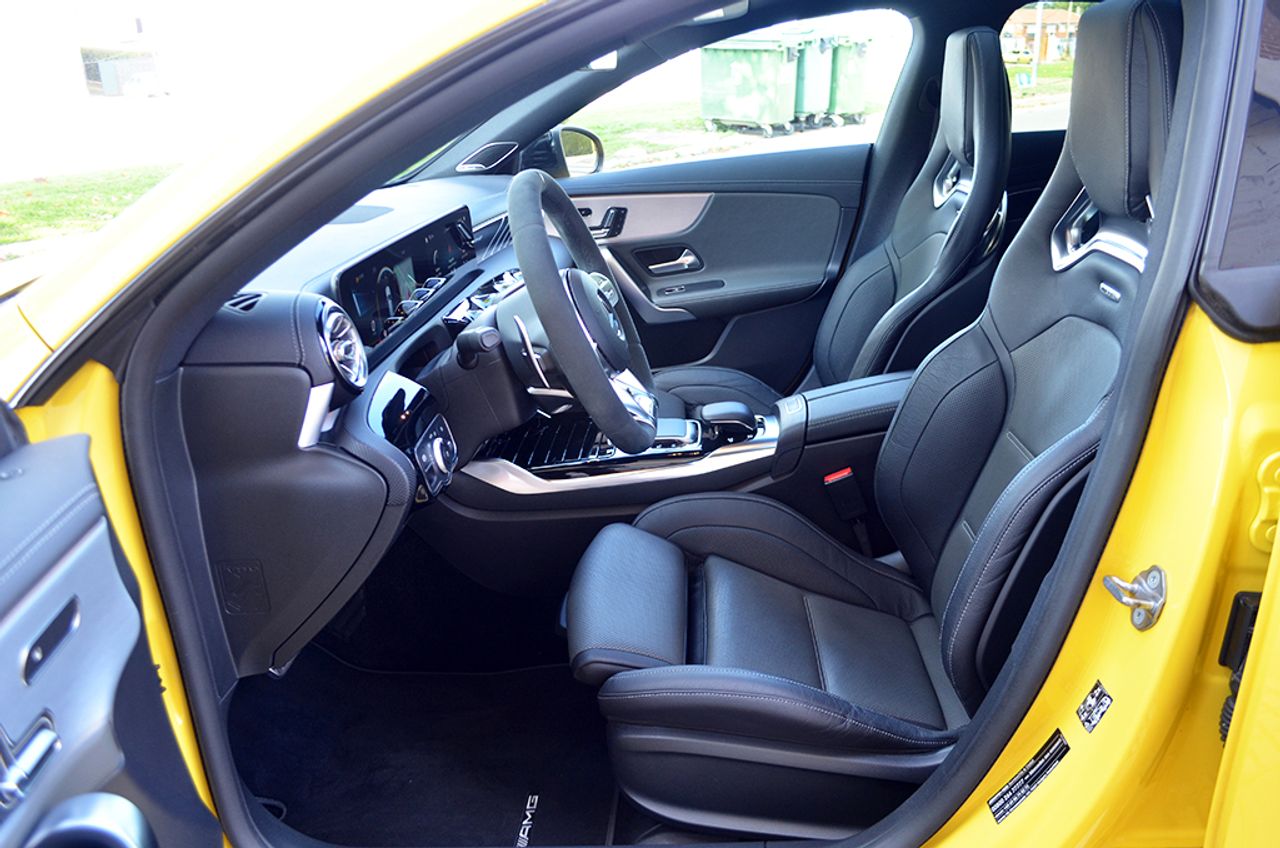 Mercedes CLA AMG 45 S 8G-DCT 4Matic+ 422cv  - Foto 8