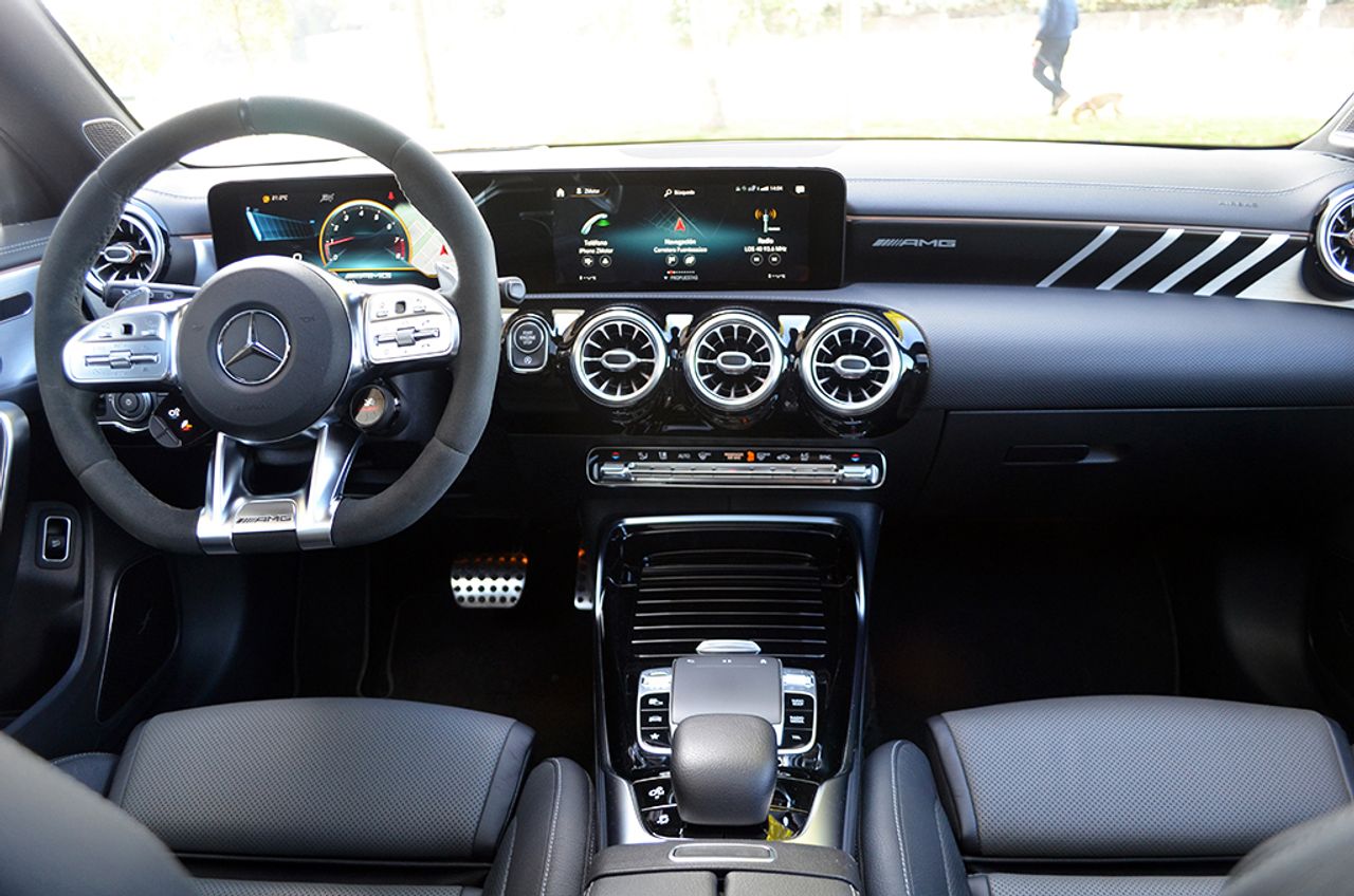 Mercedes CLA AMG 45 S 8G-DCT 4Matic+ 422cv - Foto 7