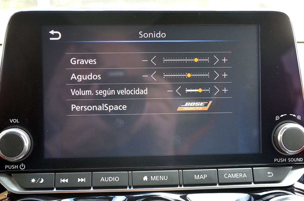 Nissan Juke 1.0 DIG-T 117cv DCT N-Design Active Bitono  - Foto 43