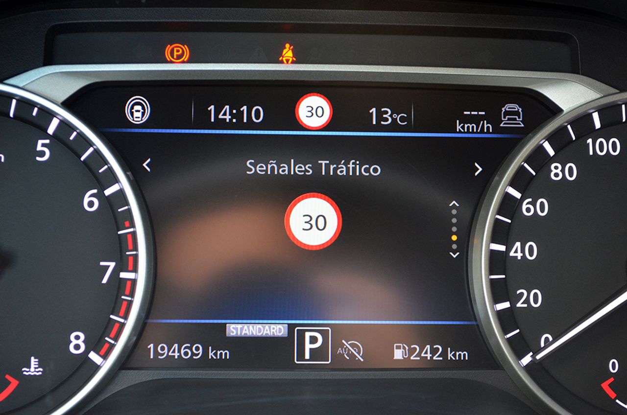 Nissan Juke 1.0 DIG-T 117cv DCT N-Design Active Bitono  - Foto 54