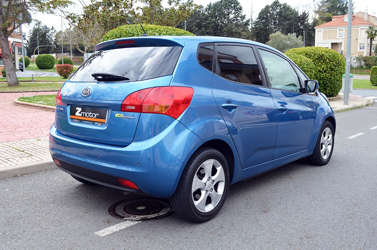 kia venga 2011 / foto grande (3)